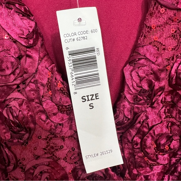 Helene Blake women’s red lace sequin wrap top size S NWT - Picture 8 of 14